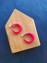Point Resin Hoops